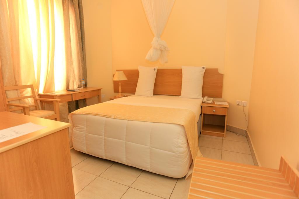 Faraja Hotel Ruhengeri Esterno foto