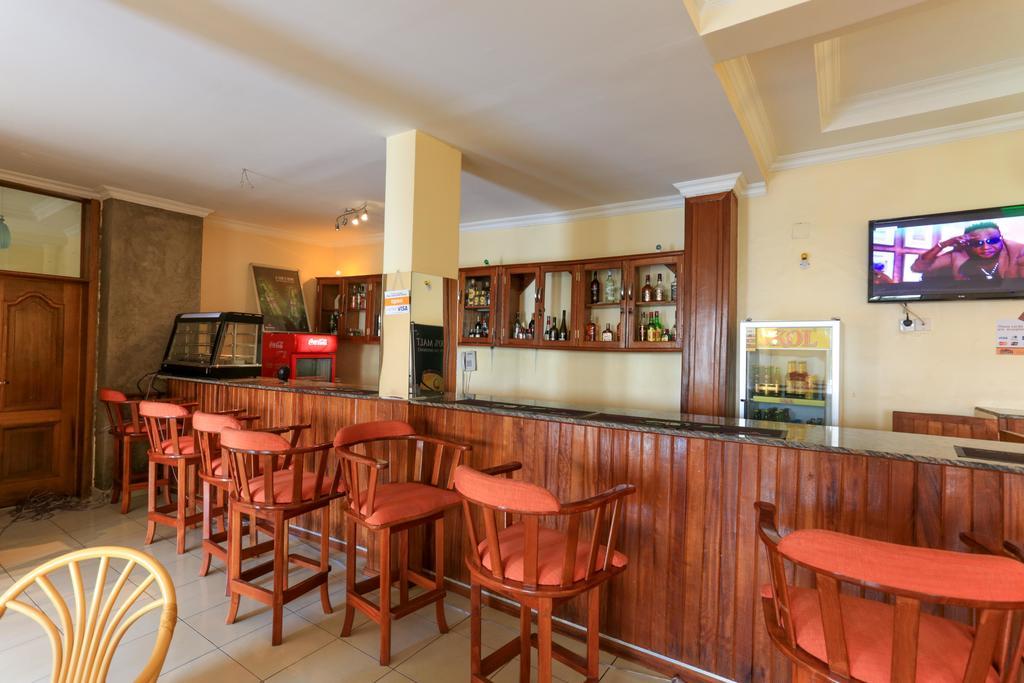 Faraja Hotel Ruhengeri Esterno foto