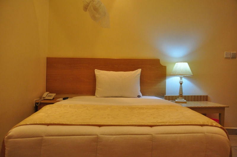 Faraja Hotel Ruhengeri Esterno foto