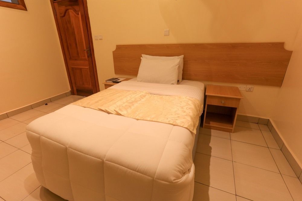 Faraja Hotel Ruhengeri Esterno foto